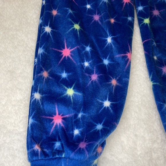 Pajama Set - Picture 2 of 3